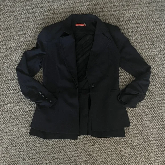Alice + Olivia blazer - Picture 3 of 9